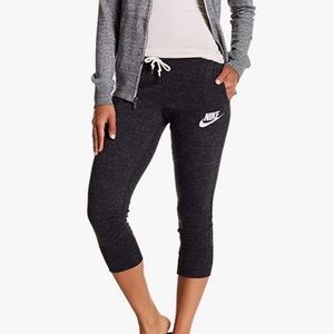 Nike “vintage” cropped sweatpants. Women’s Small dark charcoal heather